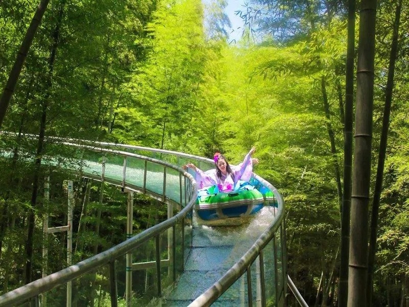 玻璃水滑道